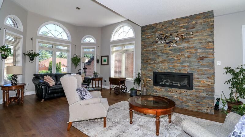 Property Photo: 16 Cherry Sands Crescent ON L9Z 1P5