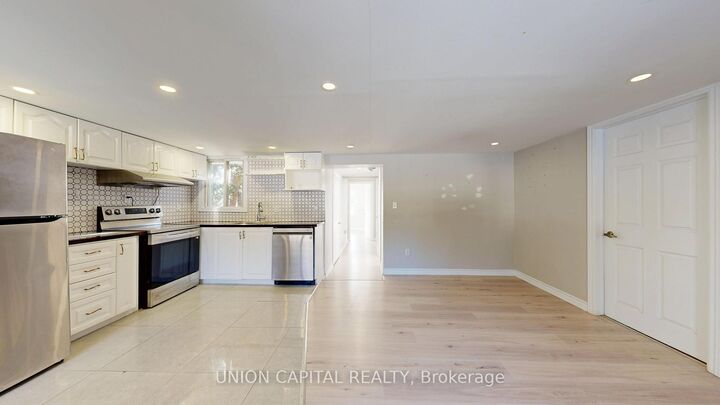 Property Photo: 27 Connor Drive ON L4A 2Z1