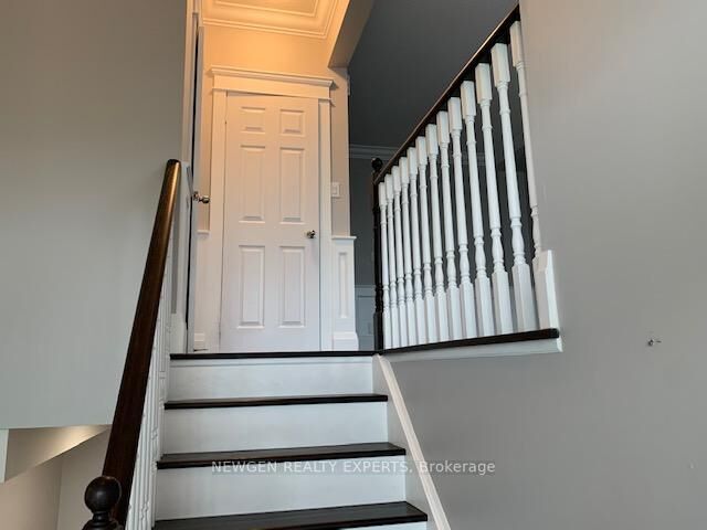 Property Photo:  41 Rockbrook Trail  ON L7A 4H8 