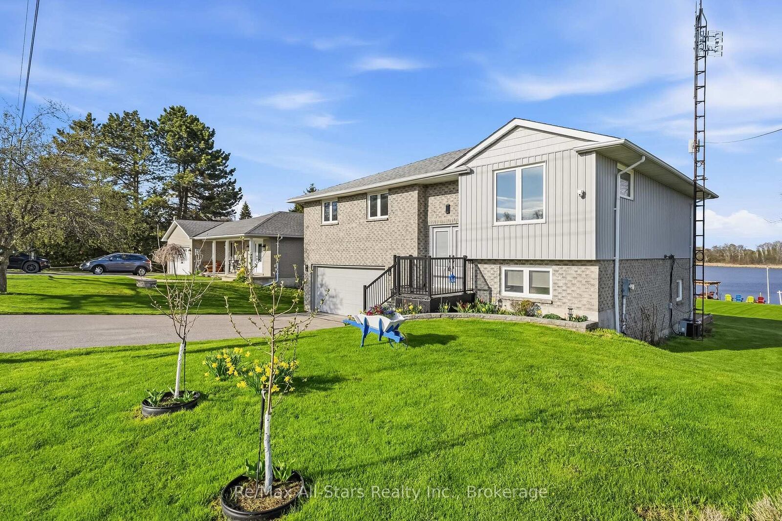 Property Photo: 20915 Brunon Avenue ON L0C 1G0