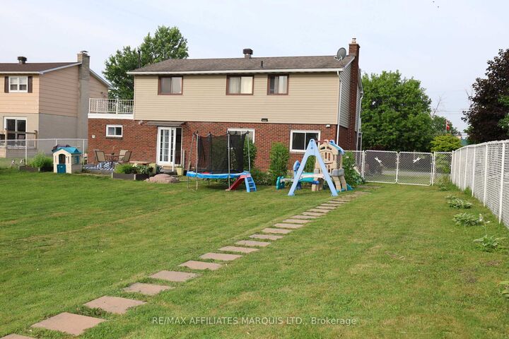 Property Photo:  3453 Bruce Street  ON K6K 1M8 