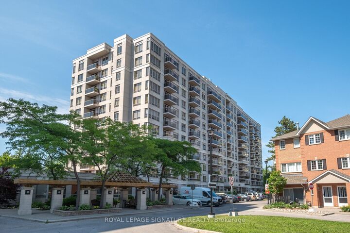 Photo de la propriété: 1200 The Esplanade Road N 810 ON L1V 6V3