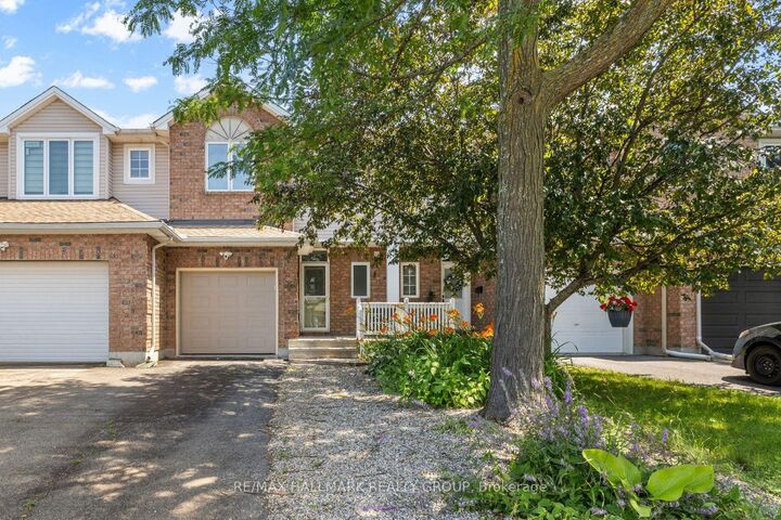 Property Photo:  988 Lucille Way  ON K4A 4J2 