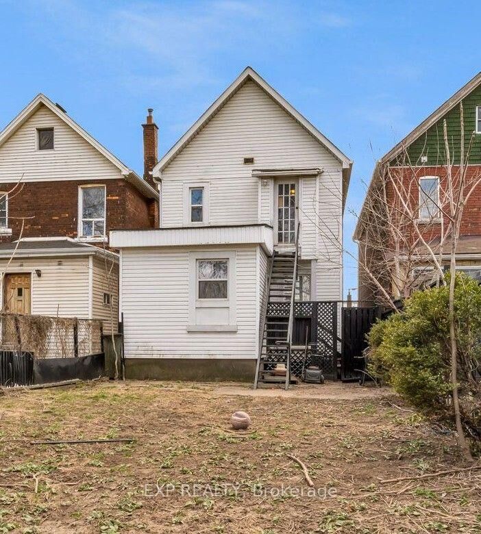 Property Photo: 29 Gertrude Street ON L8L 4B7