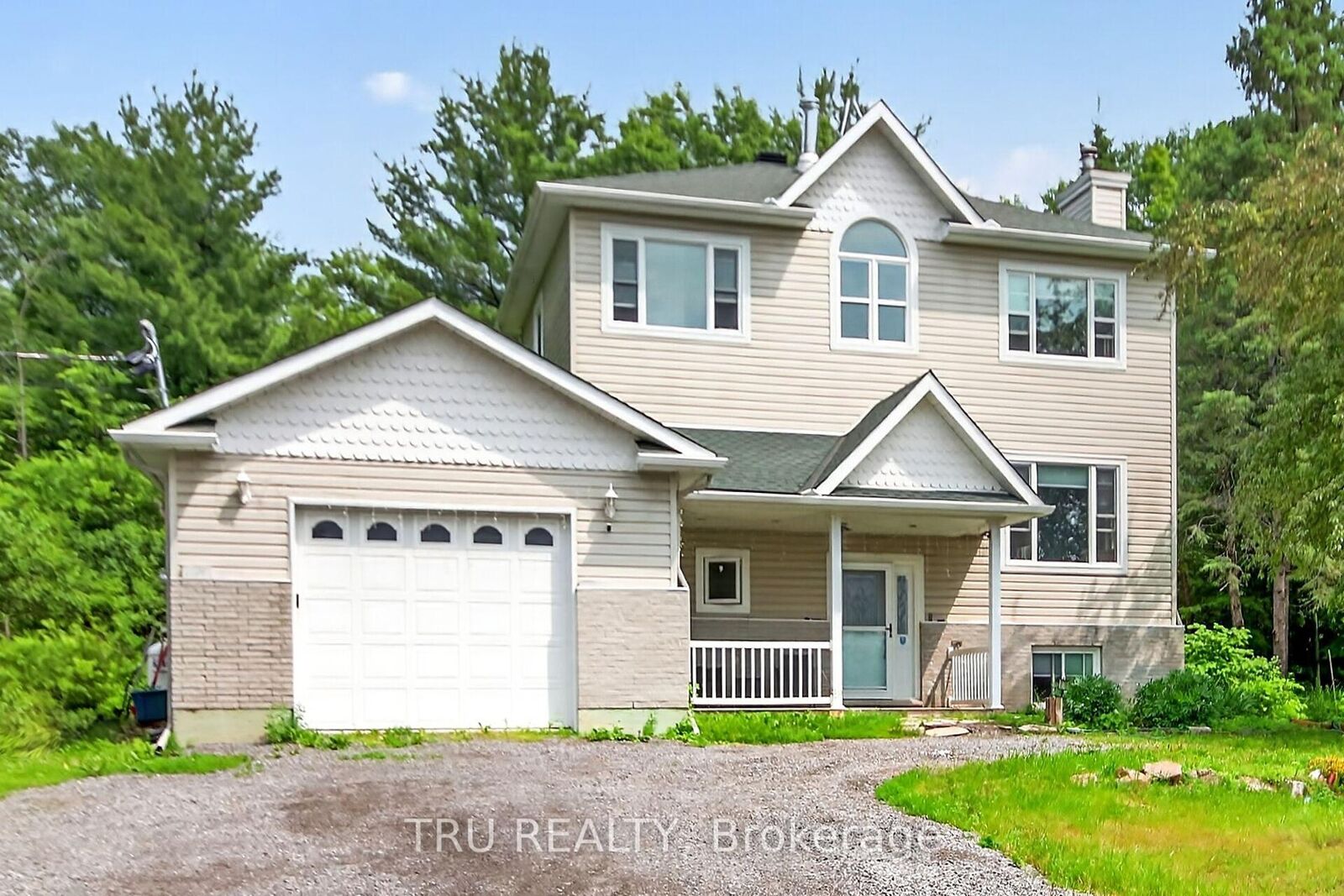 Property Photo: 2376 Kinburn Side Road ON K0A 2H0