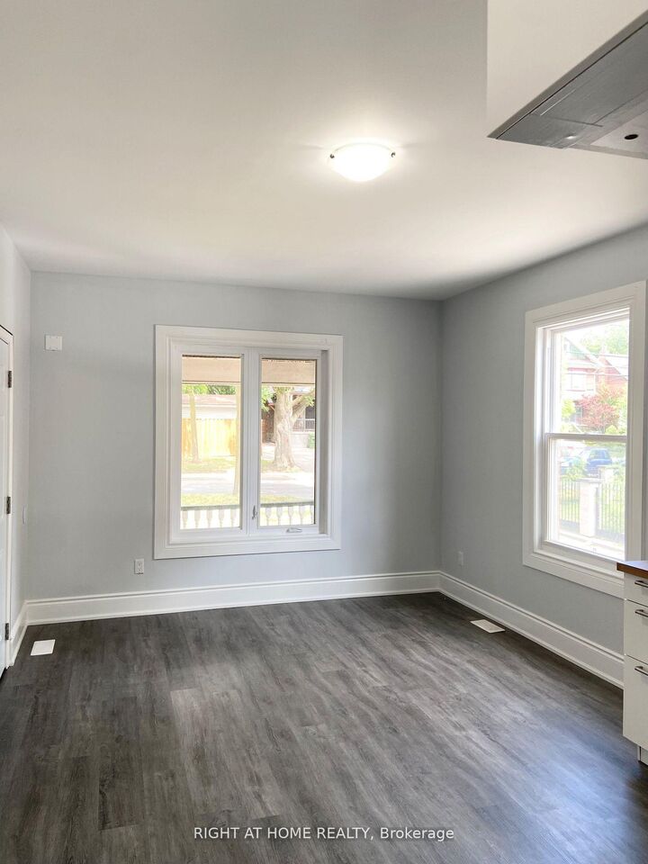 Property Photo:  184 Rosemount Avenue Main  ON M9N 3B9 