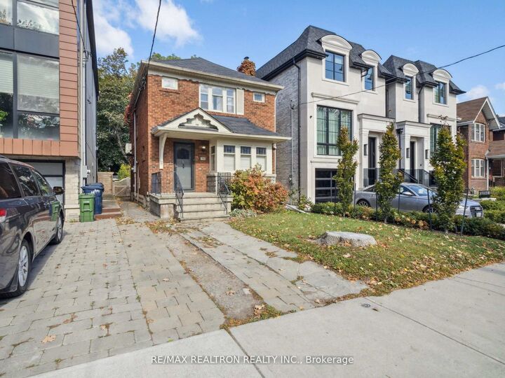 Property Photo: 186 Wanless Avenue ON M4N 1W2