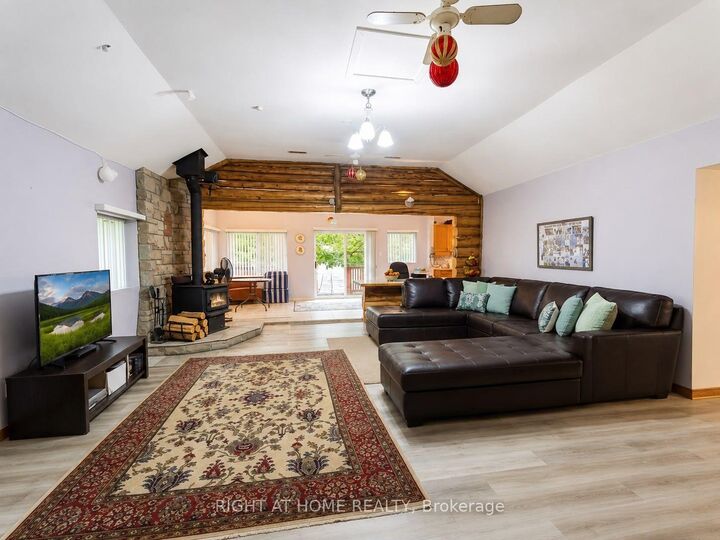 Property Photo:  5470 Penetanguishene Road  ON L0L 1P0 