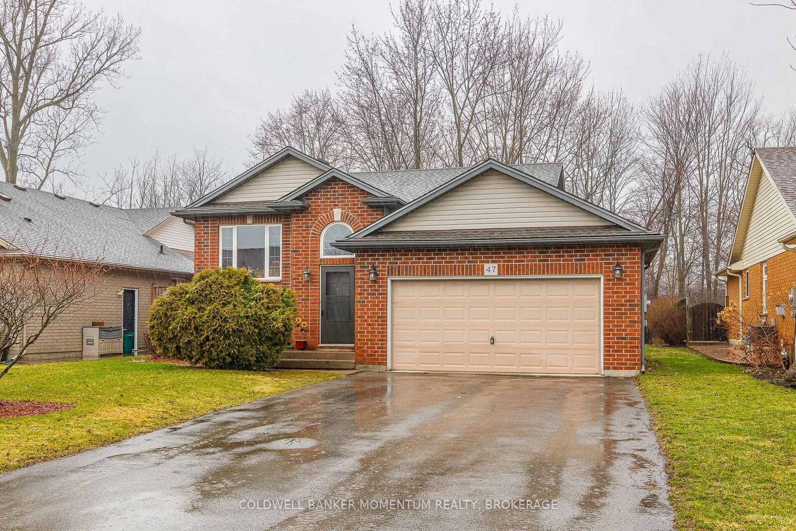 Property Photo: 47 Thorold Avenue ON L0S 1K0