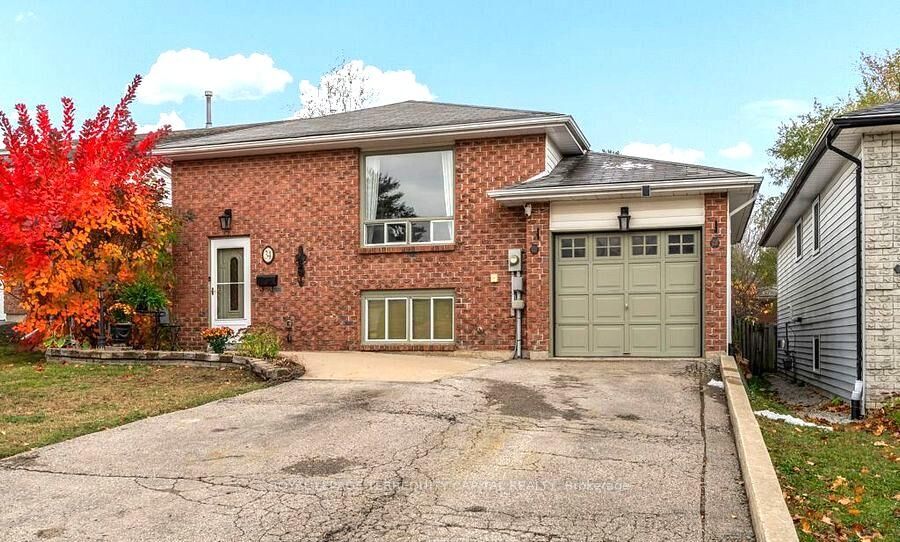 Property Photo: 34 McConkey Place Lower ON L4N 6H1