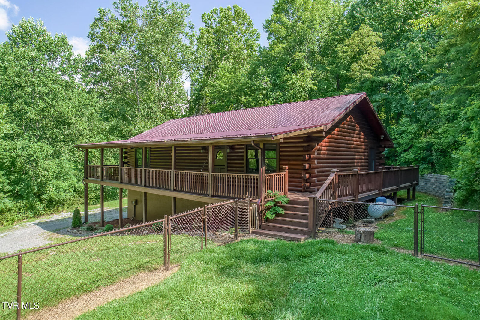 Property Photo: 265 Minton Hollow Road TN 37643