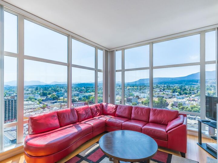 Property Photo: 38 Front St #1802 BC V9R 5H7
