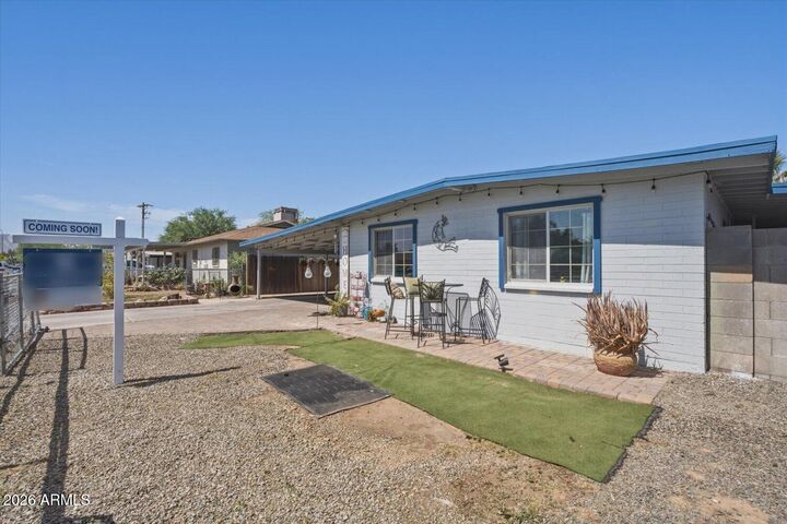 Property Photo: 5430 S 35th Avenue AZ 85041