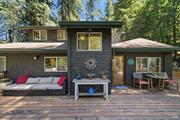 Property Photo:  35 Sylvan Way  CA 94973 