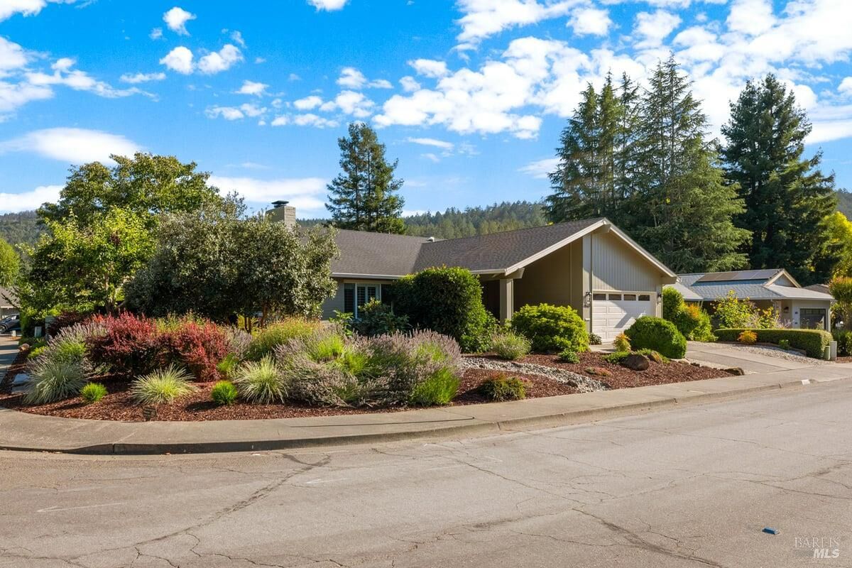 Property Photo: 6440 Meadow Creek Lane CA 95409