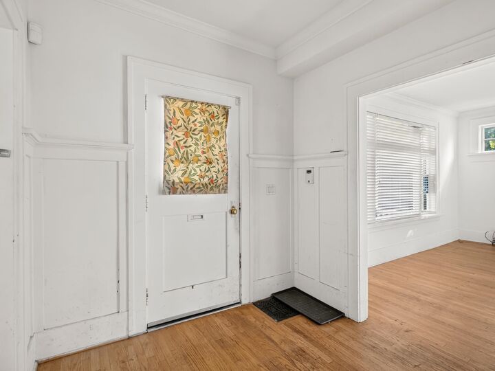 Property Photo: 4606 W 11th Avenue BC V6R 2M7