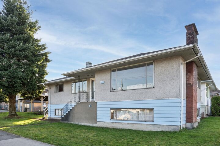 Property Photo: 925 Nanaimo Street BC V5L 4T1
