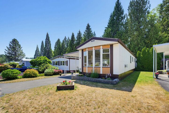 Property Photo: 2315 198 Street 10 BC V2Z 1Z1