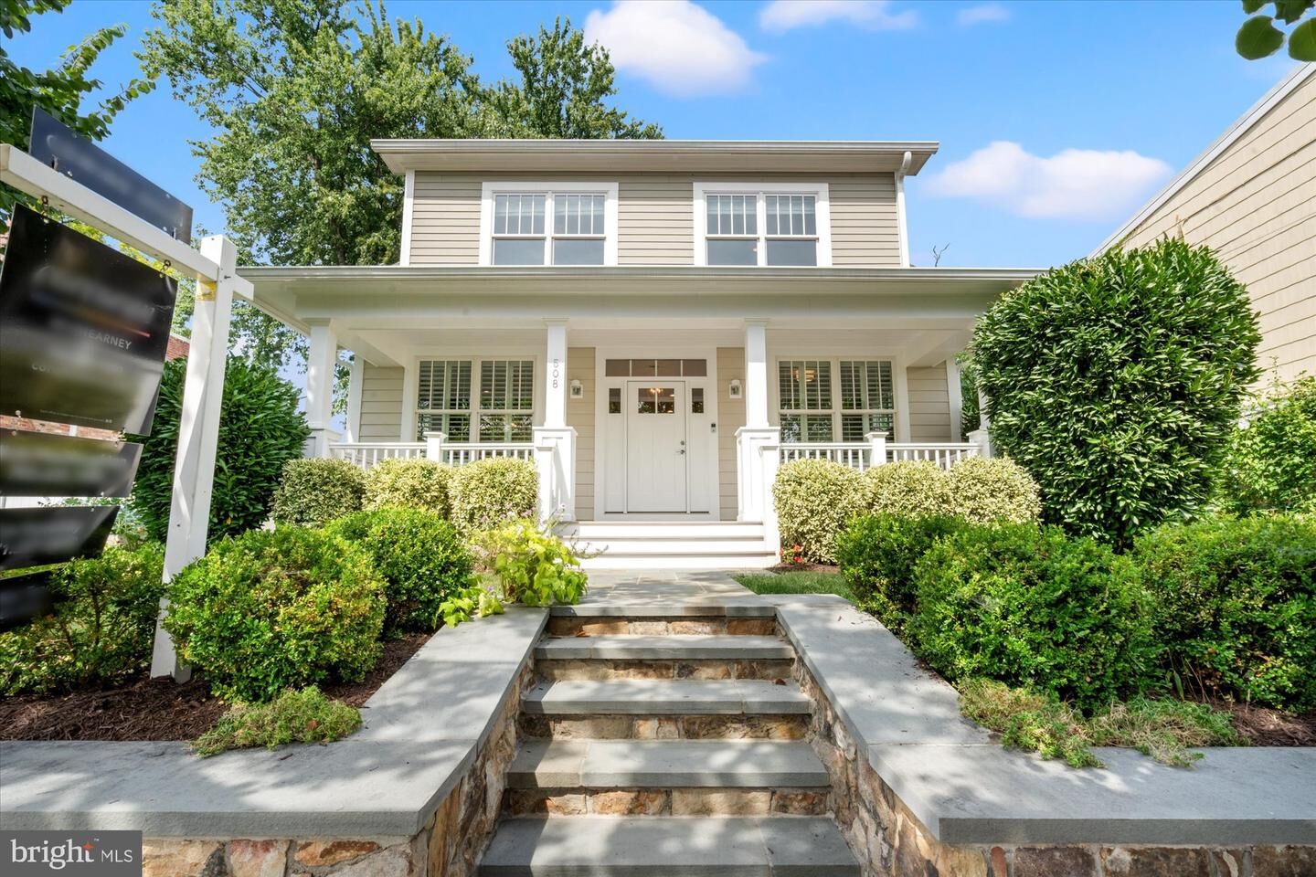 Property Photo: 508 E Custis Avenue VA 22301
