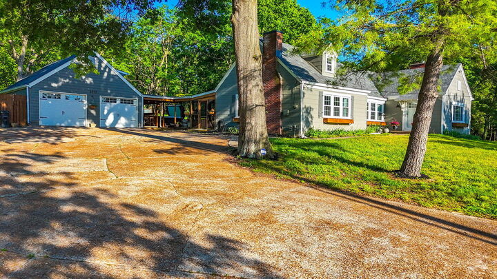 Property Photo: 2712 N Oakland Gravel Rd MO 65202