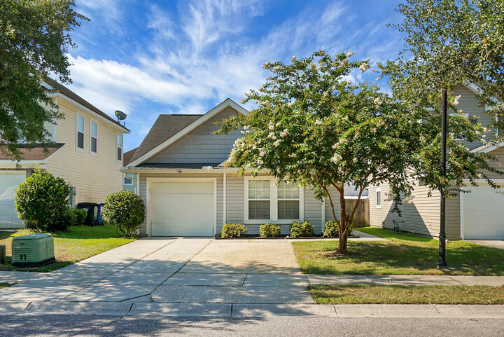Property Photo:  4957 Trump Street  SC 29420 