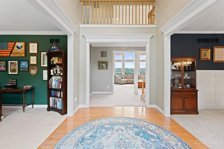 Property Photo:  5056 Signal Hill Lane  OH 45244 