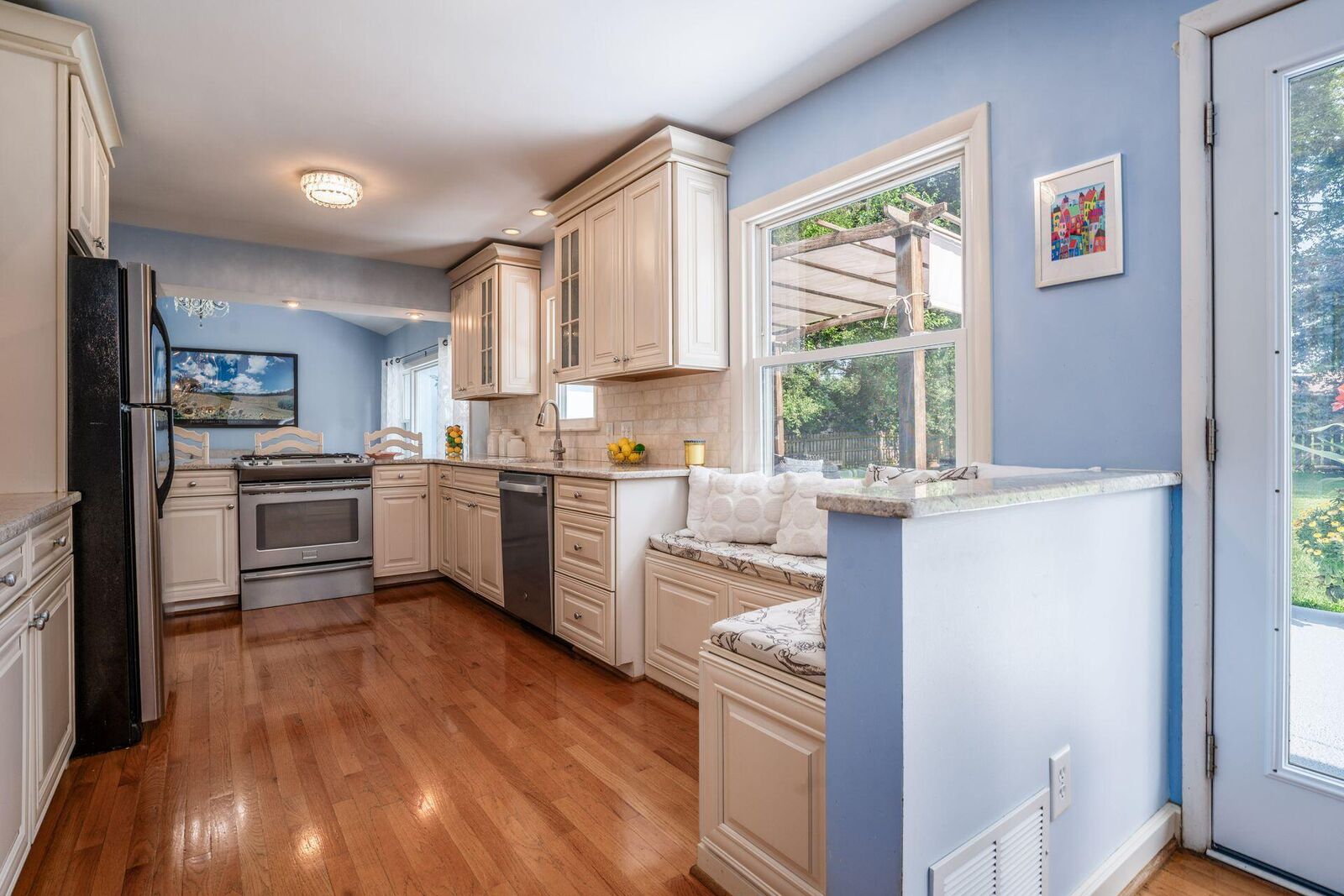 Property Photo:  210 Fairlawn Drive  OH 43214 