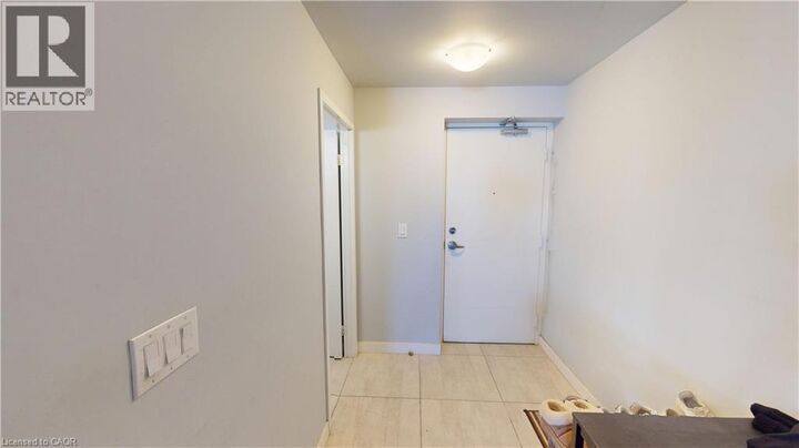 Property Photo: 318 Spruce Street 1505 ON N2L 0E9