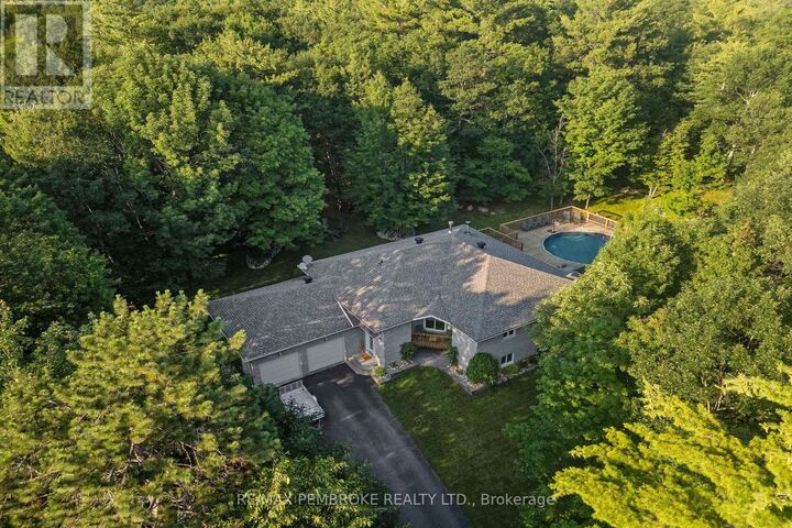 Property Photo:  38 Rahns Road  ON K8A 6W8 