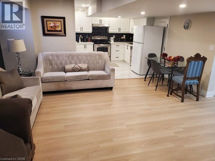 Property Photo:  7 Woodhouse Street Lower  ON L9K 0H1 