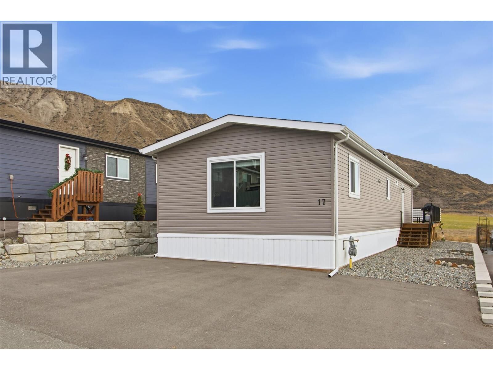Property Photo: 712 Shuswap Road East 17 BC V2H 0C8