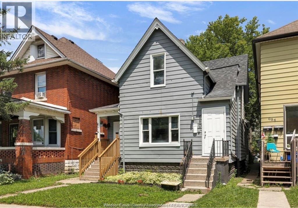 Property Photo:  680 Lincoln Main Unit  ON N8Y 2G7 