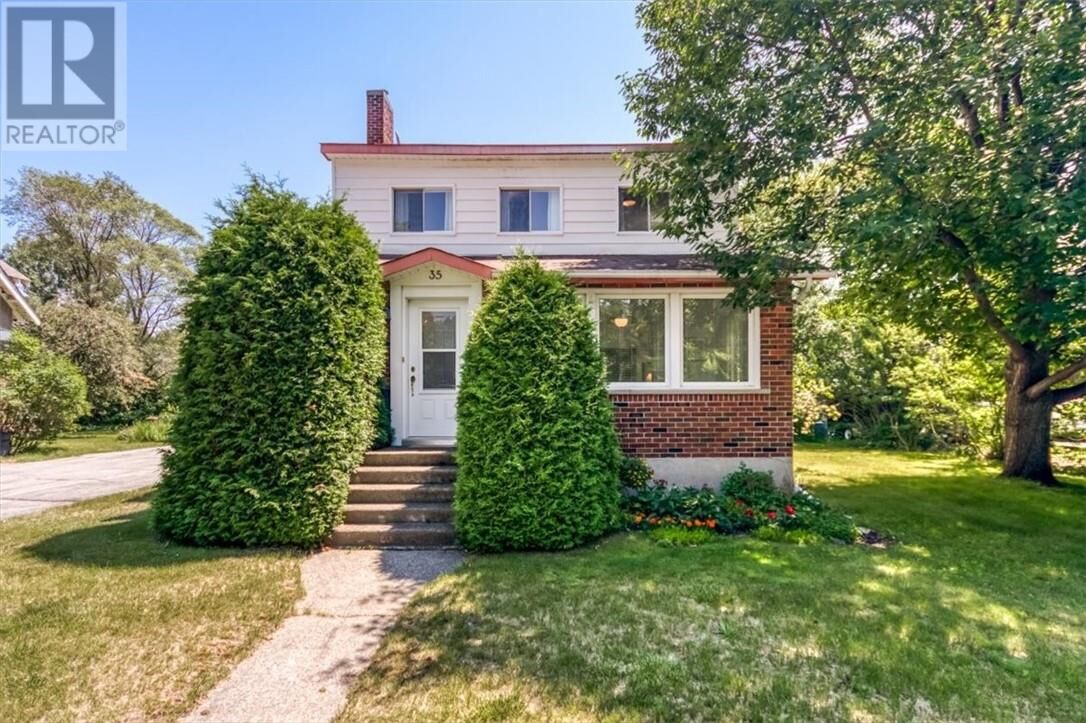 Property Photo: 35 Cobalt Street ON P0M 1N0