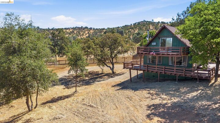Property Photo: 13575 Colina Way CA 95329