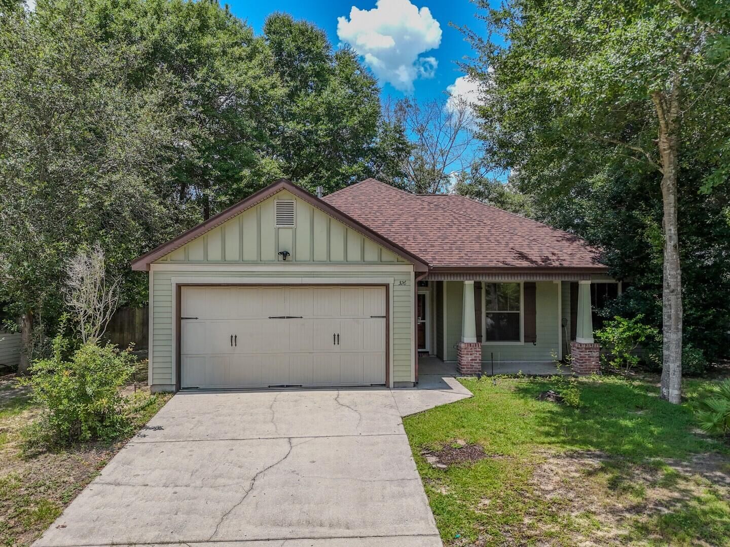 Property Photo:  326 Key Lime Place  FL 32536 