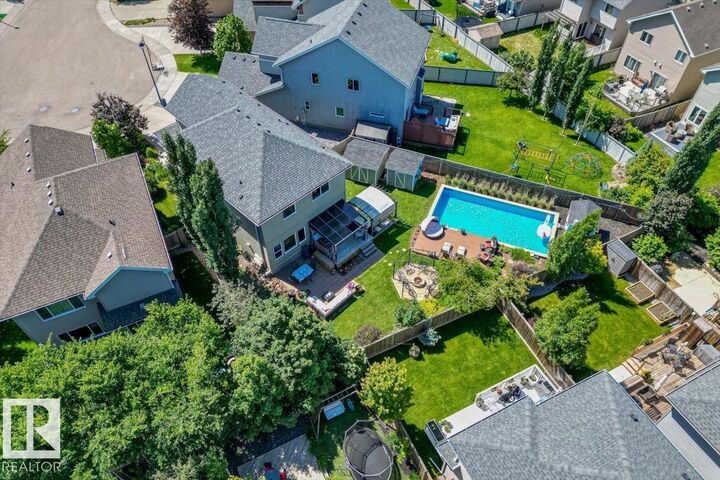 Property Photo:  2108 77 Street SW  AB T6X 0Z3 