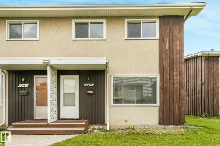 Property Photo:  10458 55 Avenue NW  AB T6H 0W6 