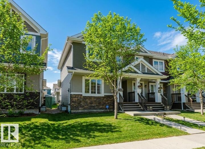Property Photo:  2472 Glenridding Boulevard SW  AB T6W 3C5 