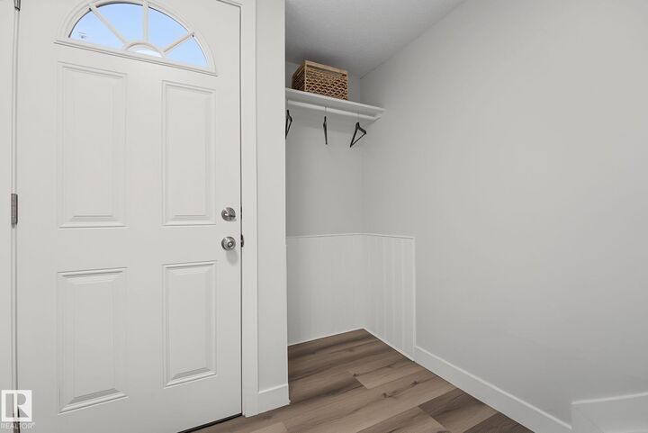 Property Photo:  661 Abbottsfield Road NW  AB T5W 4R4 