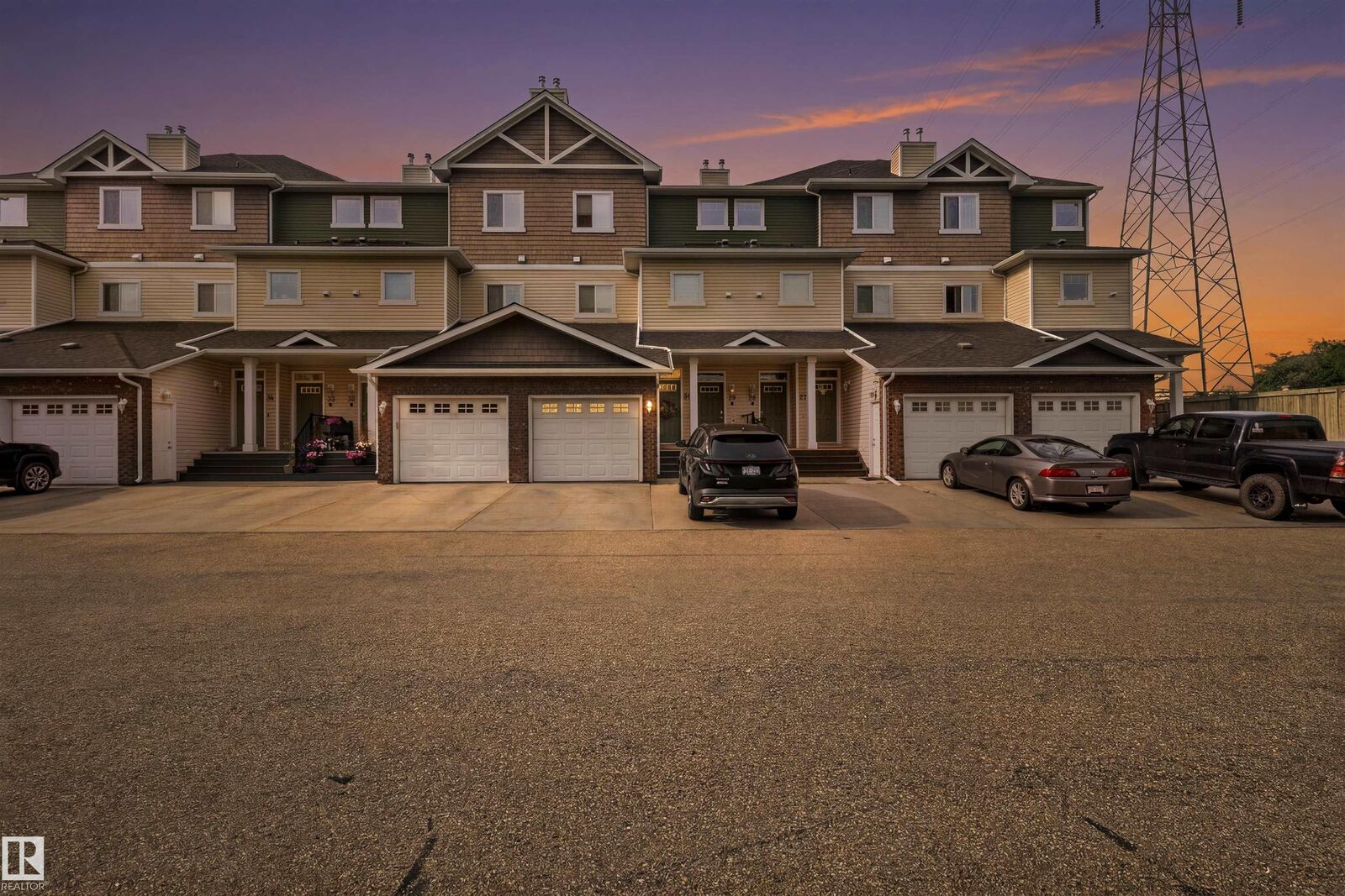 Property Photo: 3010 33 Avenue NW 30 AB T6T 0C3