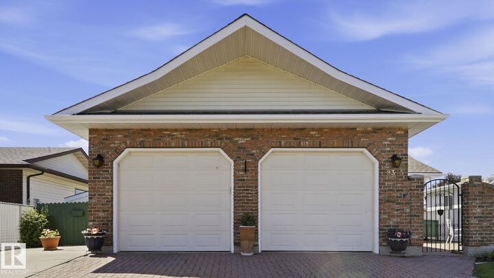 Property Photo: 18315 86 Avenue NW AB T5T 1J2