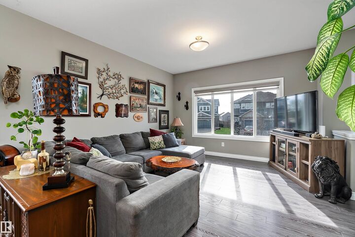 Property Photo: 3417 Weidle Way SW AB T6X 1V1