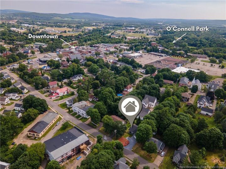 Property Photo: 76 Pleasant Avenue NB E4E 1X7