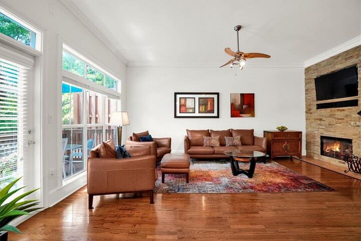 Property Photo:  5464 Glenridge View NE  GA 30342 