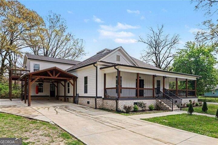 Property Photo: 417 Pennington Avenue SW GA 30161