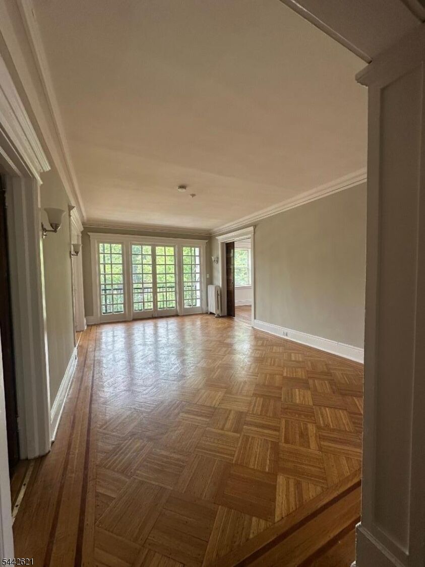 Property Photo: 185 S Orange Ave 6 NJ 07079