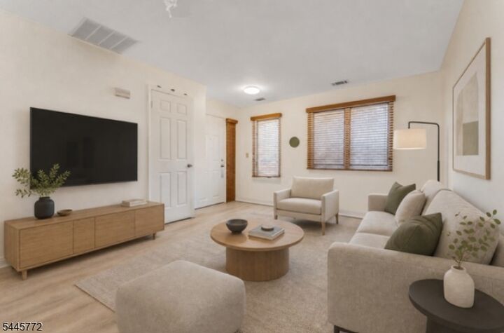 Property Photo:  7 Westchester Ter  NJ 08801 