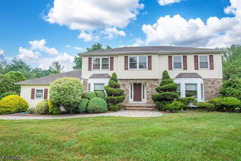 Property Photo:  34 Parkview Dr  NJ 07876 