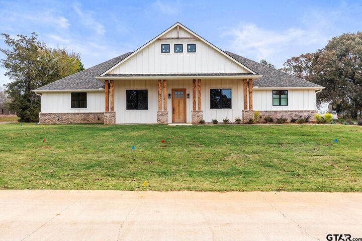 Property Photo: 13998 Cedar Vista TX 75704