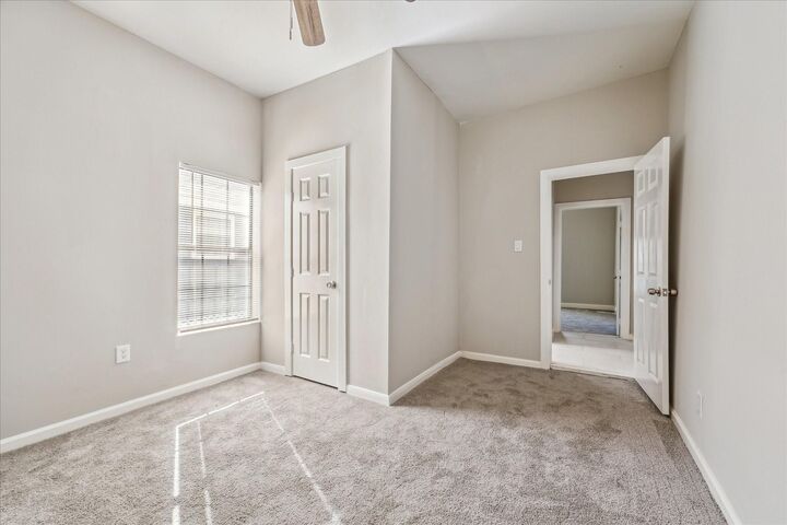 Property Photo:  5316 Bell Street  TX 77023 